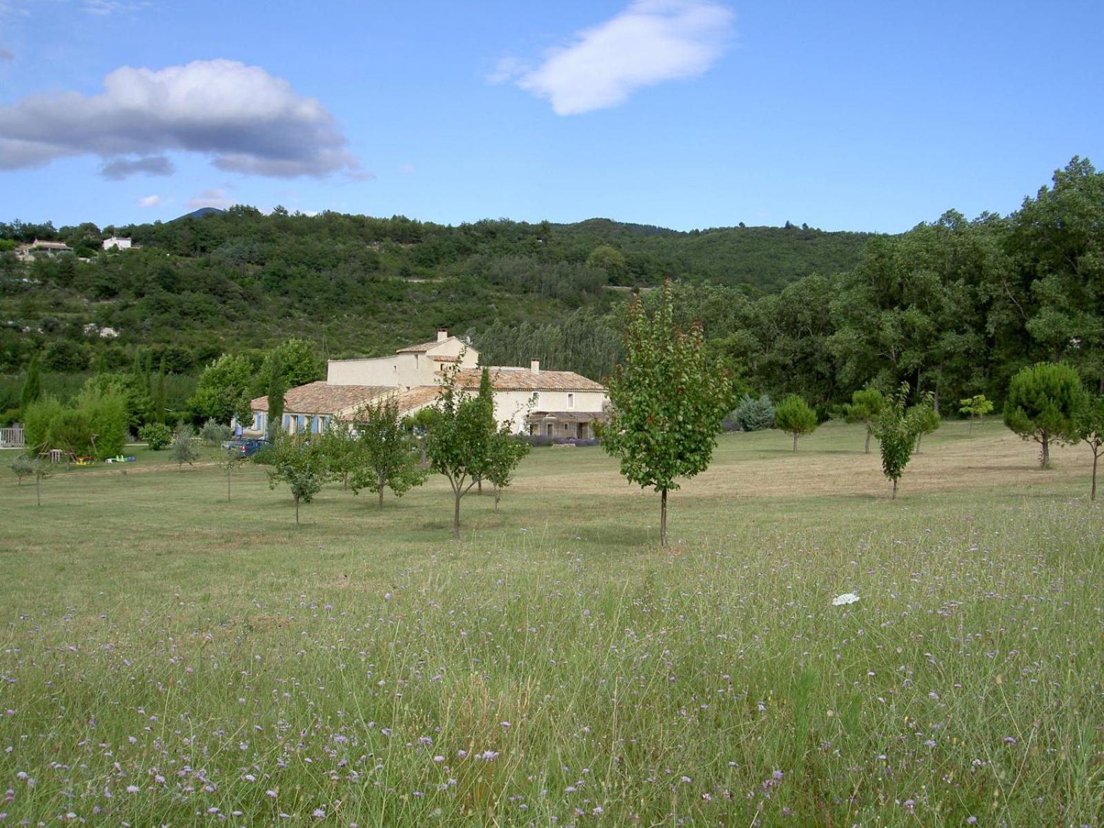 Gite Aux Tournesols Malaucène Esterno foto